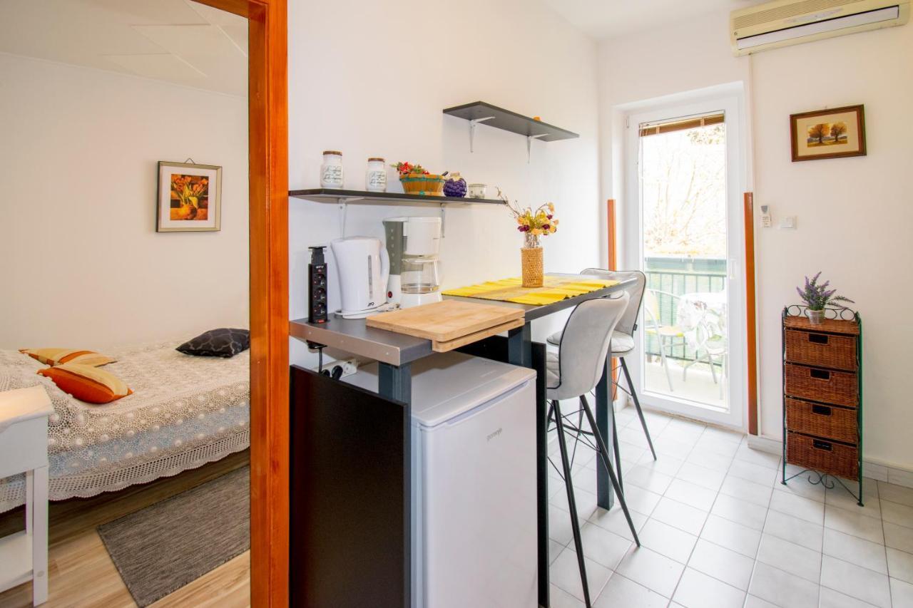 Studio Gabi, Premantura Apartment Ngoại thất bức ảnh